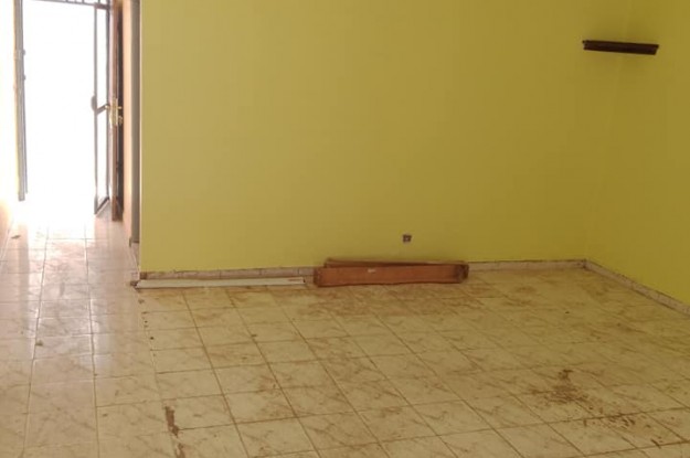 Photo de nous-mettons-en-location-une-villa-3-pieces-pres-de-paillet-residentiel-358